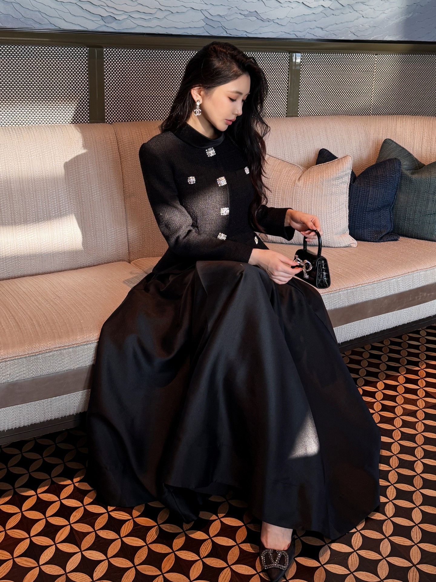 2025 New Autumn and Winter Women's Black Tweed Splicing Elegant Elegant Long-Sleeved Small Stand-Up Collar Dress Evening Dress