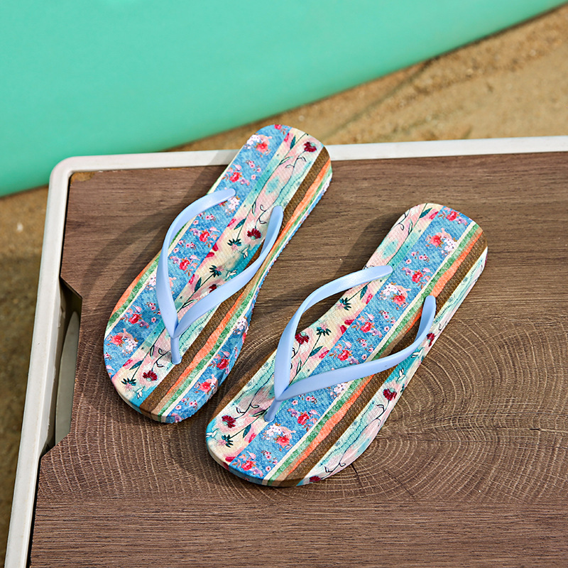 Las grandes chanclas de flor roja transfronterizas, las mujeres usan el verano, el nuevo estilo, la parte inferior suave, el estampado de leopardo, la férula, los zapatos de playa