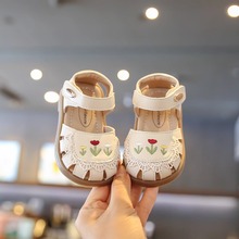 女童包头凉鞋2024韩版夏季婴幼儿学步鞋软底公主风圆头花朵公主鞋