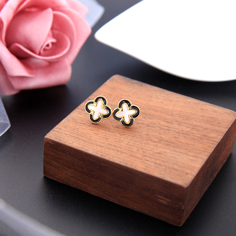 Fashion Flower Pattern Alloy Earrings display picture 3