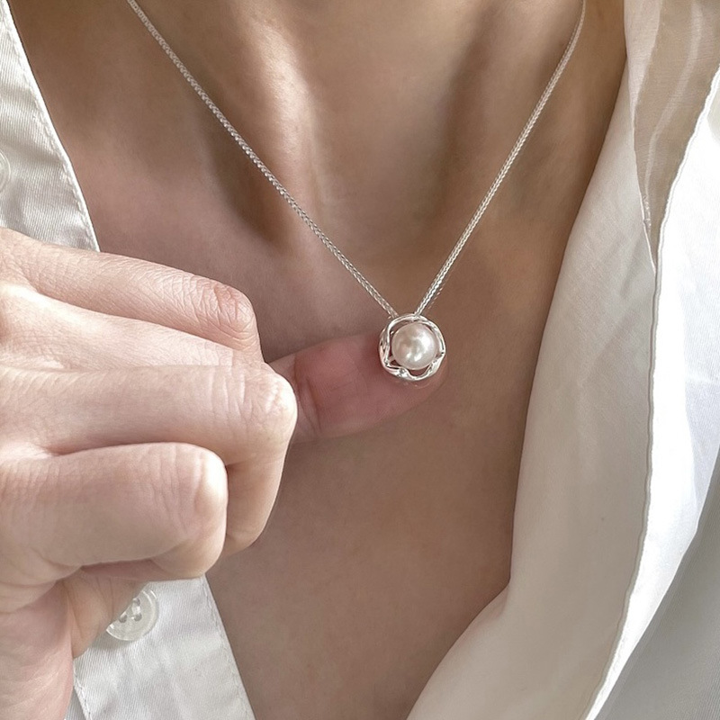 s925 sterling silver French retro pearl necklace women's ins style niche light luxury high-end geometric round clavicle chain