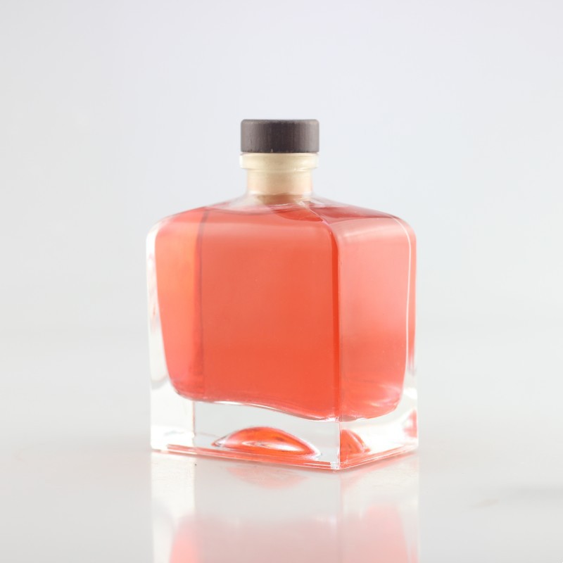 加厚玻璃果酒瓶小酒瓶白酒瓶空酒瓶饮料瓶青梅空酒瓶方形瓶 批发