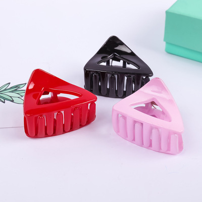 wholesale the republic of korea Hairdressing trumpet Hair caught Grip resin Top clamp 2 yuan Jewelry Liuhaijia