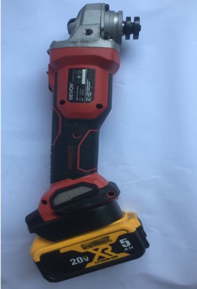 得DW伟 DCB系列18V/20V锂电池 转换大DEV有20V锂电池工具 适配器