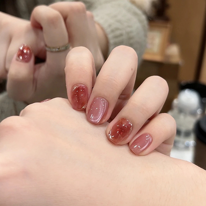 [Purple Shirt] Autumn and Winter Japanese-Style Smudged Ice-Transparent High-End Red-Brown Whitening Pure Handmade Wearable Short Cat-Eye Manicure