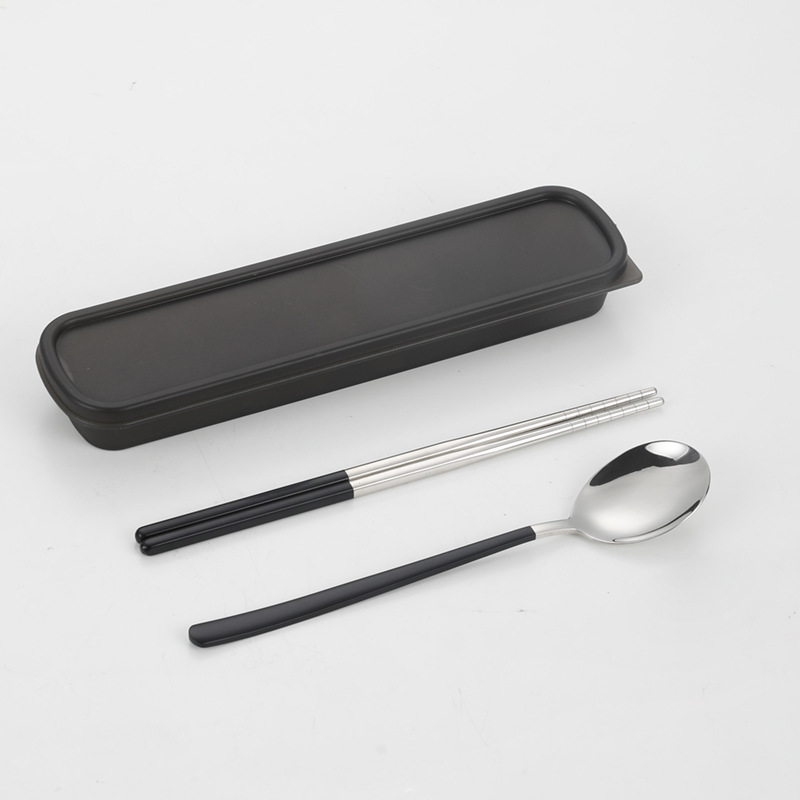 304 vajilla de acero inoxidable cuchara coreana tenedor palillos estudiante portátil conjunto de tres piezas traje creativo regalo puede ser logotipo personalizado