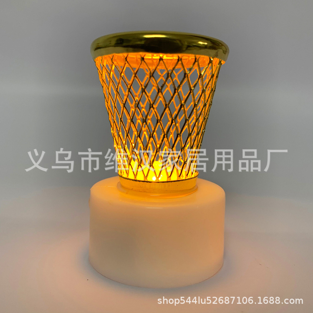 Transfronterizo Oriente Medio malla de alambre hueca dorada lámpara de vela electrónica de hierro forjado lámpara de noche LED decoración de escritorio iluminación