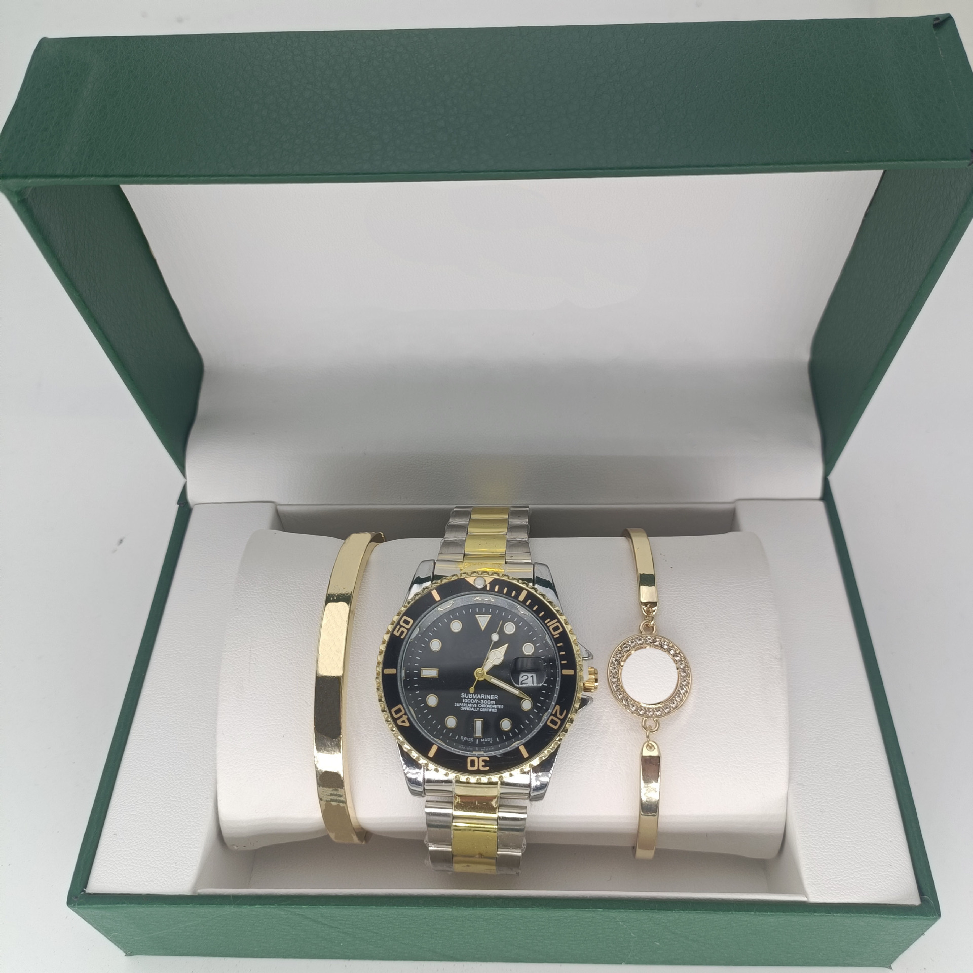 Water Ghost Submariner Watch Bracelet Three-Piece Set Quartz Movement Watch Green Water Ghost Women's Pink Watch Manufacturer