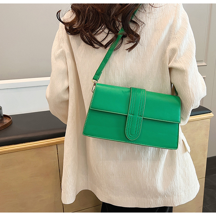 Bolsos para mujer 2024 nuevo estilo francés bolsa de axilas de textura de nicho larga diagonal de un solo hombro bolsa cuadrada pequeña color sólido marea transfronteriza