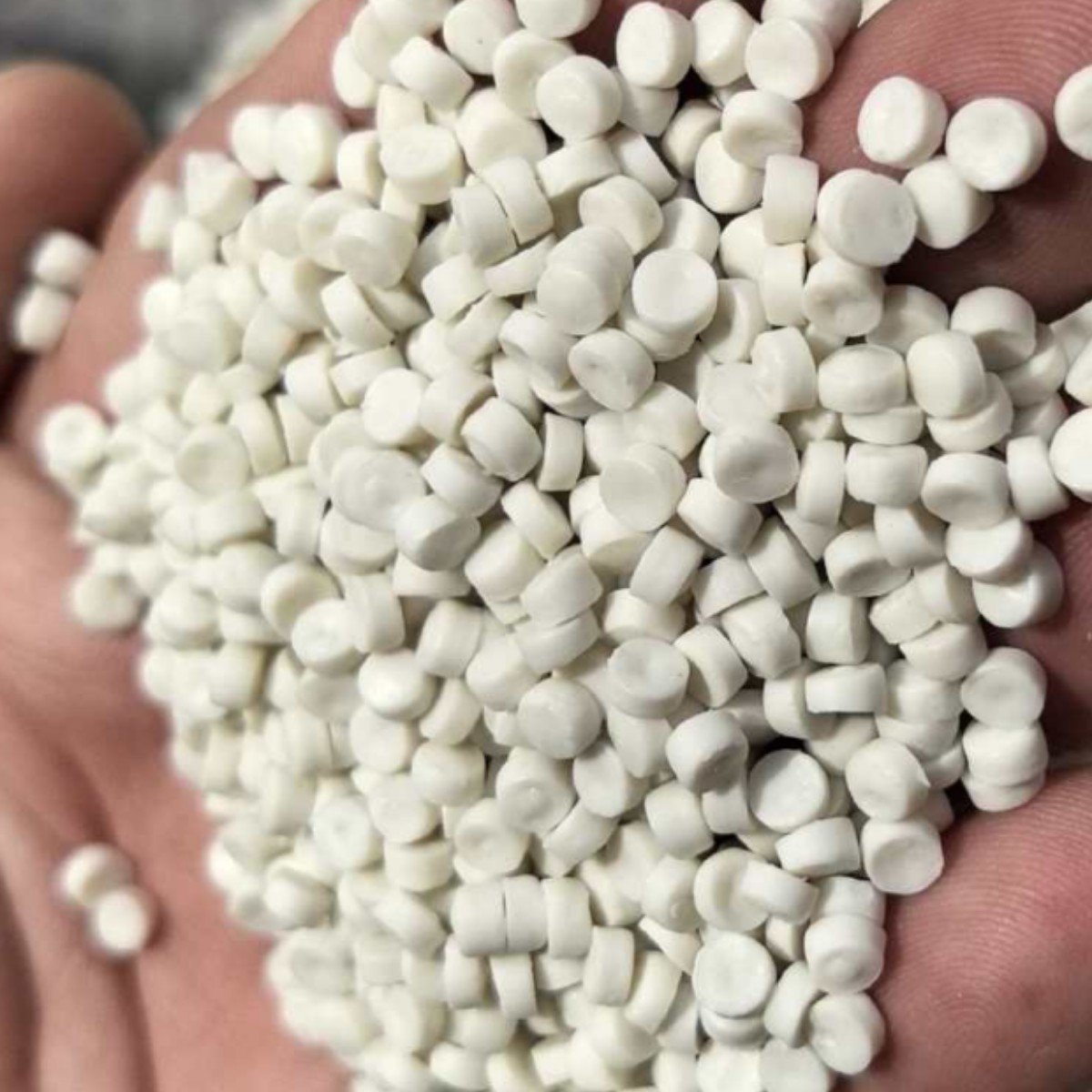 Polywood同款HDPE白色再生粒子 UV抗紫外线  GRS认证可持续材料