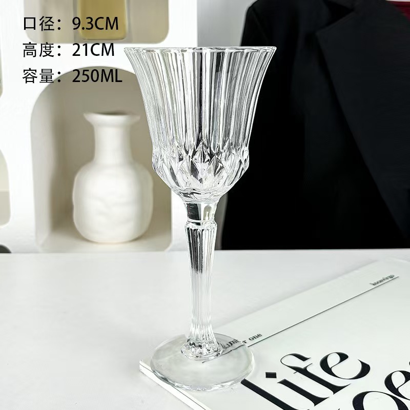 Taza de vidrio de cristal moderno simple taza de vino alto europeo con taza de jugo taza de comida taza de diamante taza