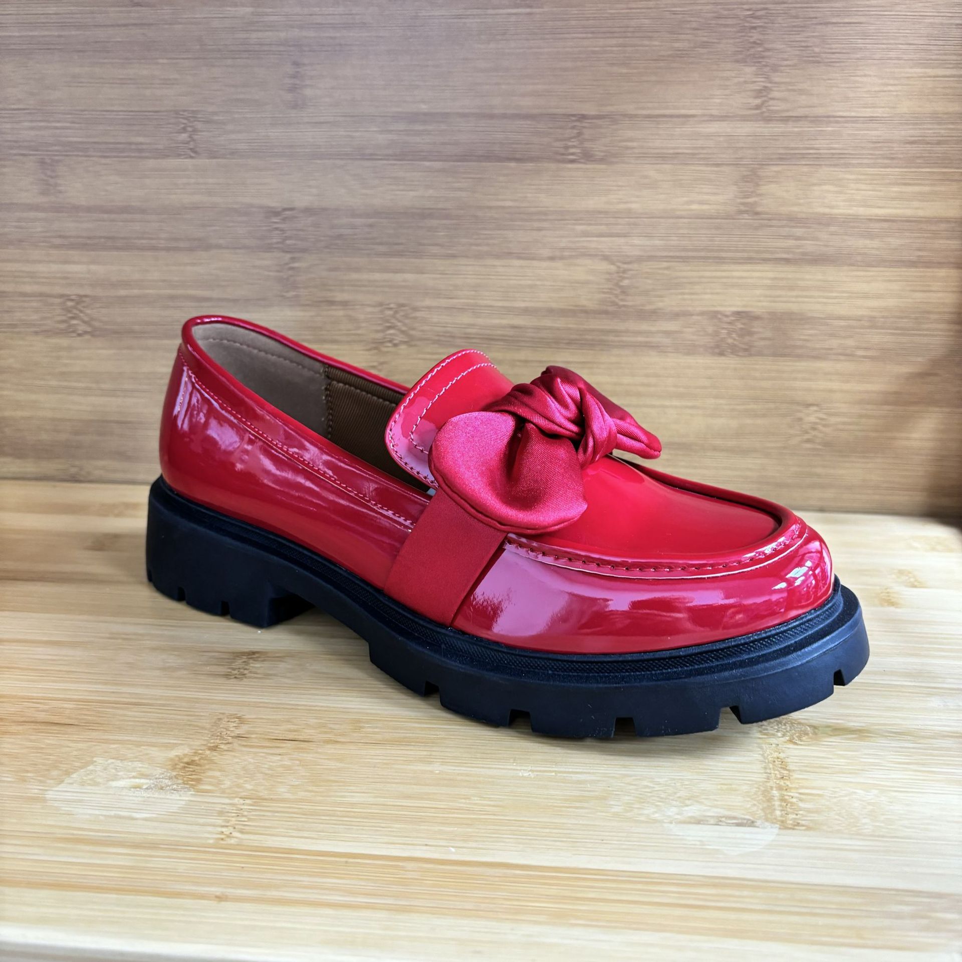 Women's Patent Leather Bowknot Loafers With Thick Heel For Women_voghion.com
