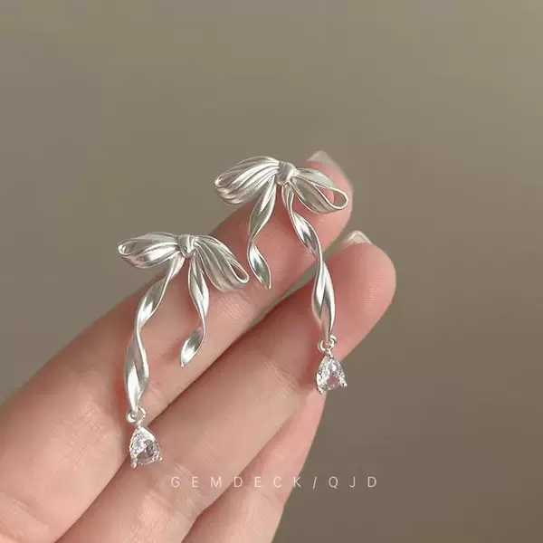 This is so beautiful ballet new bow tassel mosquito-repellent incense plate ear clip without ear hole niche temperament design earrings