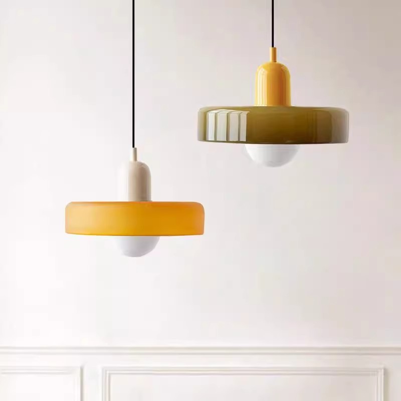 Lámpara de vidrio de colores nórdica creativa simple mesa de comedor moderna dormitorio bar hotel cabezal de cama candelabro colorido comedor