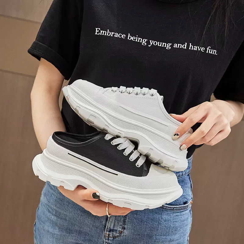 麦昆小白鞋女2022年夏季新款包头半拖鞋女外穿厚底松糕帆布鞋现货