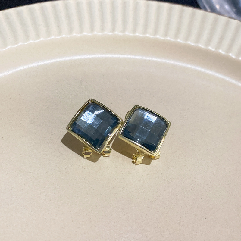 S925 aguja de plata Corea del Sur geométrico cuadrado pendientes simple elegante moda Luz de lujo de alta gama diseño oído studs joyería del oído