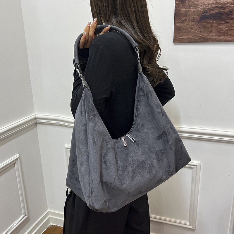 2026 New Matte Suede Tote Bag For Women, Large Capacity Commuter Shoulder Bag, Korean Lazy Style Fashion Underarm Bag - Thumbnail 4