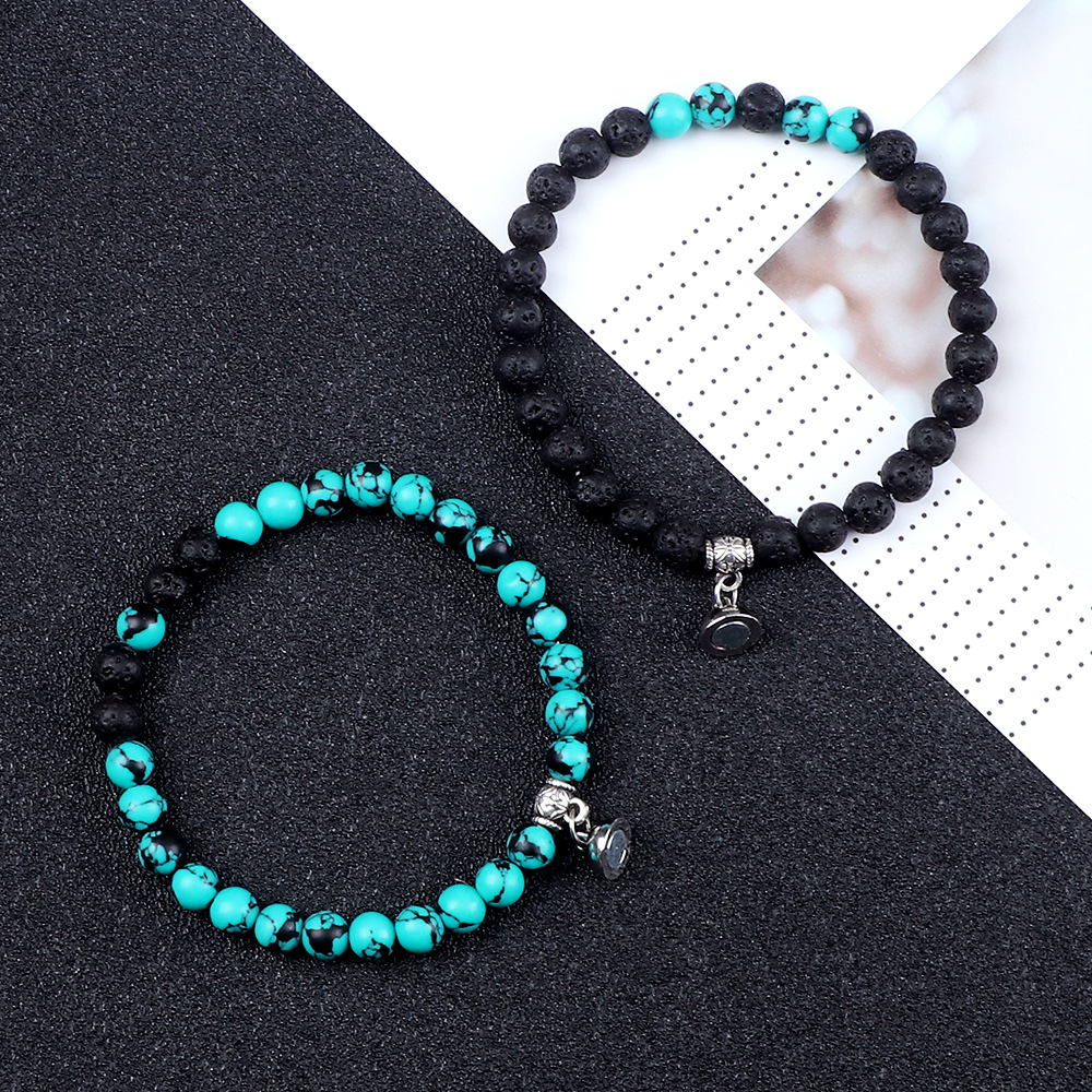 Heart beating couple bestie bracelets Creative niche design A pair of magnet bracelets attracting each other_voghion.com