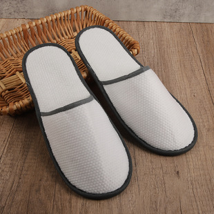 Factory wholesale five-star hotel special disposable slippers good quality thick non-slip season logo