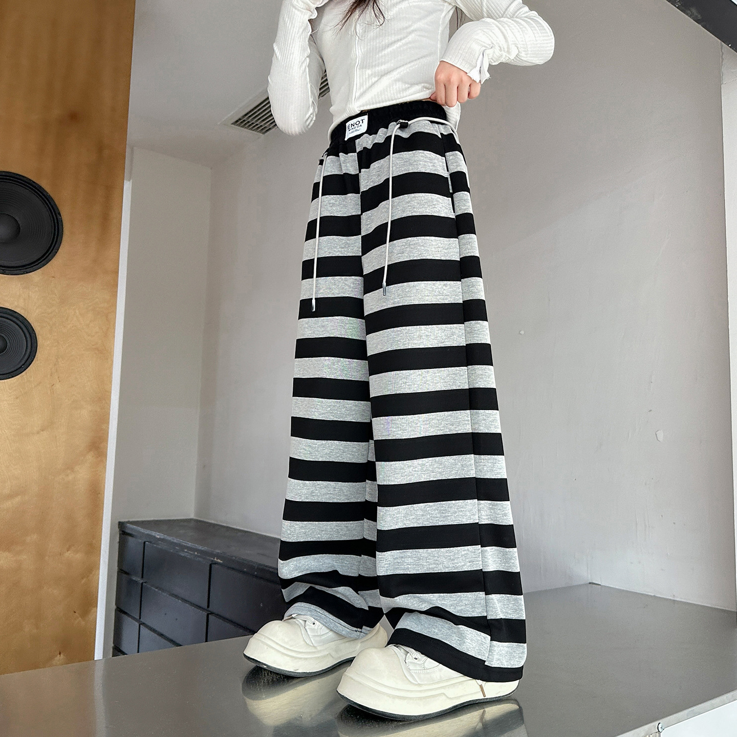 검회색 가을/봄 시즌용 기모 없음