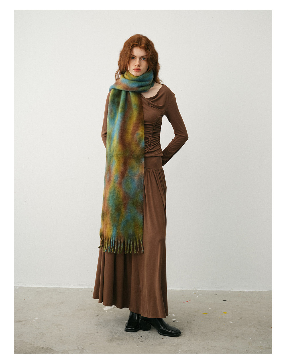 Sciarpa con frange in simil-cashmere tie dye per donna_voghion.com