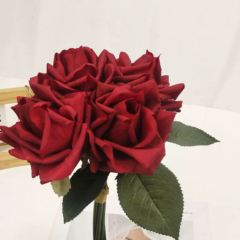 高品质水润保湿手感仿真5头卷边玫瑰手捧花婚庆摄影家居装饰假花