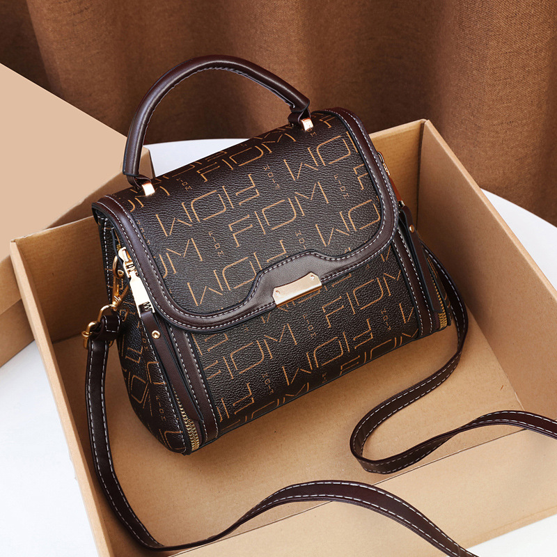 Women's Crossbody Bag Large Capacity Square Commuter Shoulder Bag_voghion.com
