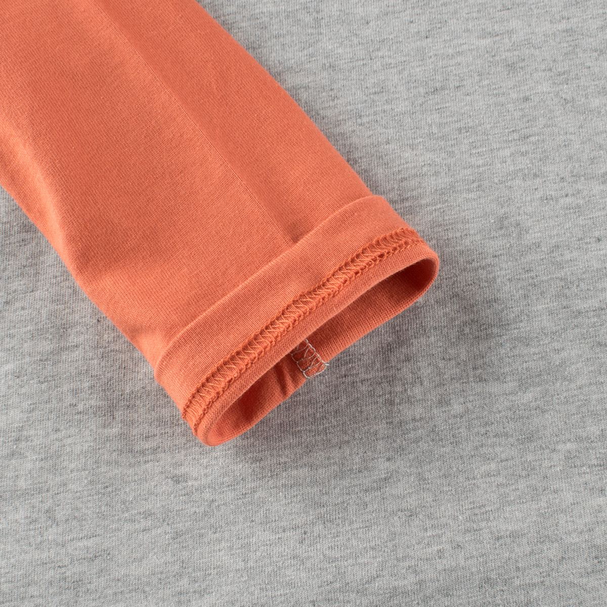 27 niños de estilo coreano Camiseta de manga larga para niños de otoño camisa de fondo para niños ropa de bebé de moda para niños entrega transfronteriza de una pieza