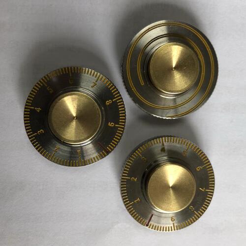 Cross-border supply of finger-top tops, stainless steel scales, rotating lines on the back of the dial, suitable for adults and children