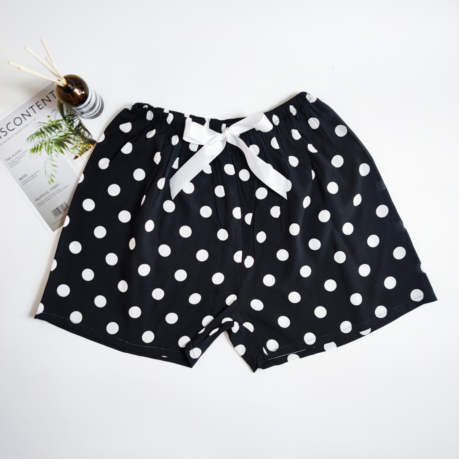 45 pantalones cortos de seda de algodón de verano delgados pijamas transpirables de algodón sintético ultra corto ropa de casa de gran tamaño de playa para mujeres