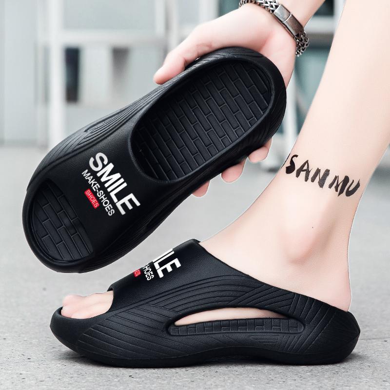 Chanclas de suela gruesa al aire libre para hombres de verano, tendencia estudiantil, nuevos zapatos de playa con punta abierta, sandalias transpirables EVA, zapatos de hombre