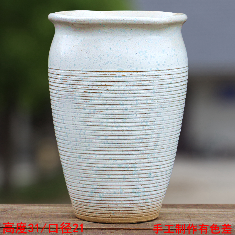 Pot de cerámica de gran altura, cerámica gruesa, planta suculenta, nueve talas de zorro, ciruela triangular, cerámica, maestra, maceta de flores blancas.