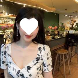 款新品法式轻奢惊艳露背连衣裙女短袖碎花长裙子女别致字裙