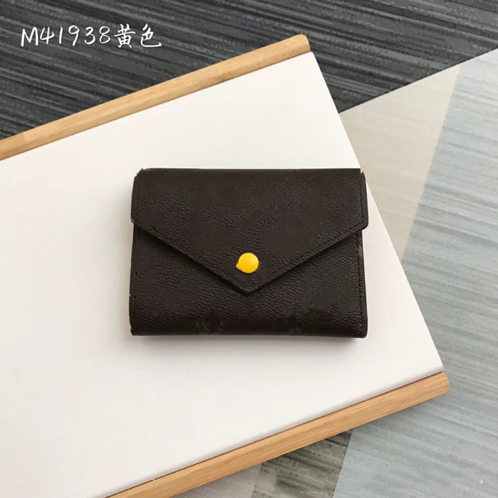 노란색