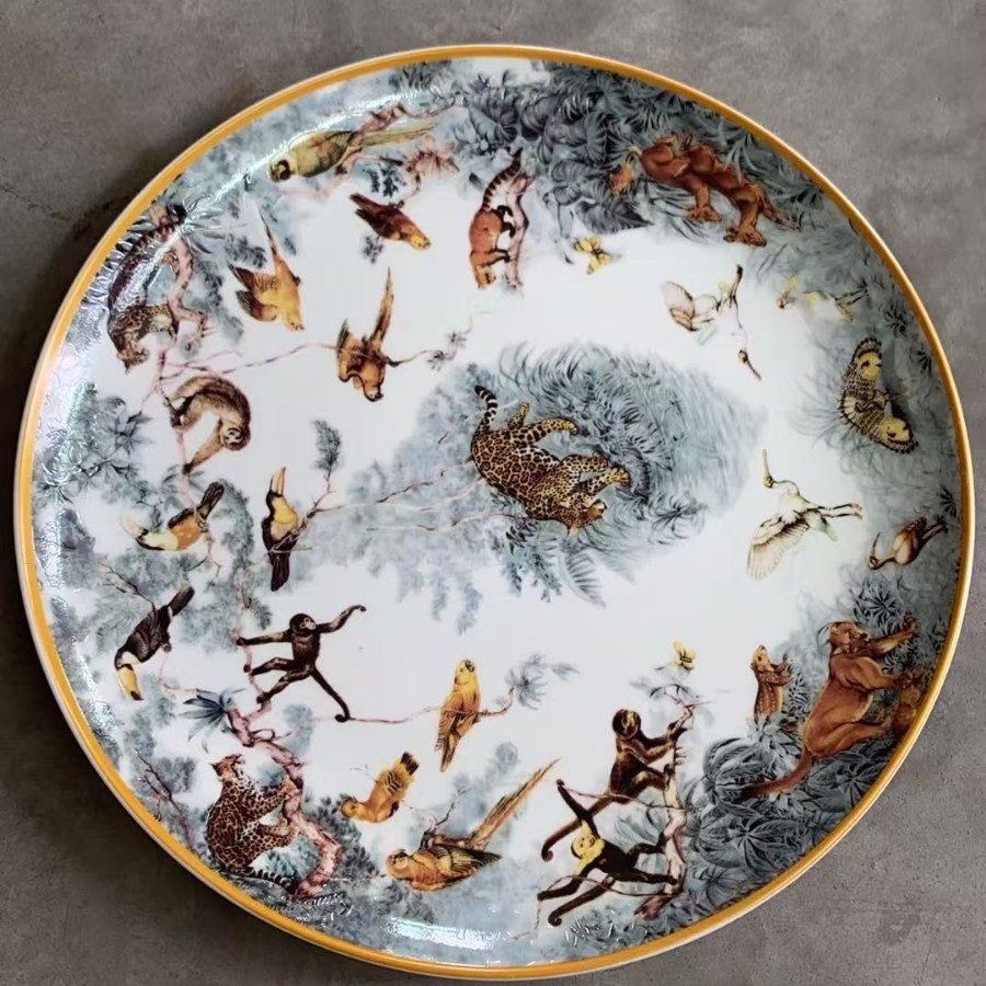 Lujo ligero de estilo europeo, porcelana de hueso de la selva ecuatorial, taza de café, platillo, taza de té de la tarde, juego de caja de regalo, regalo de boda de cumpleaños