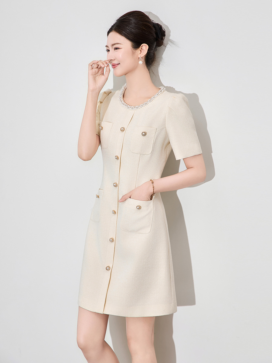 Váy liền cổ tròn đính cườm phong cách Chanel thanh lịch — Màu tím