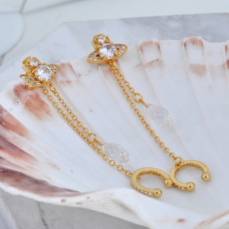 HENRIETTE马蹄扣水滴耳环-金800-3.jpg?x-oss-process=image/format,png