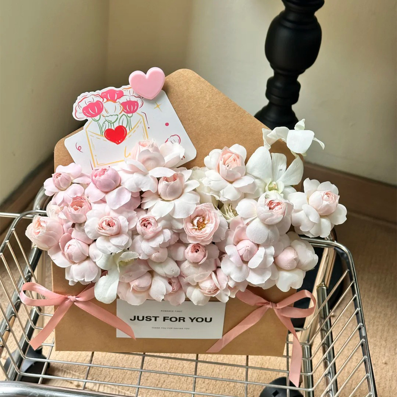 Festival de primavera sobre ramo caja de embalaje Qixia diosa 520 carta caja de flores hecha a mano diy material de embalaje grueso al por mayor