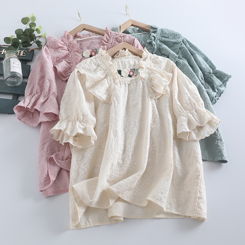 森系甜美小清新减龄短袖刺绣衬衫女装夏日式何叶边方领娃娃衫上衣