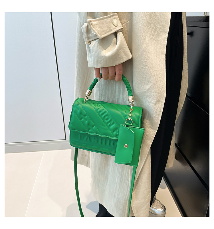 Ladies' candy-colored stylish handbag, 2024 autumn new ins single-shoulder crossbody bag, stylish embossed small square bag undefined