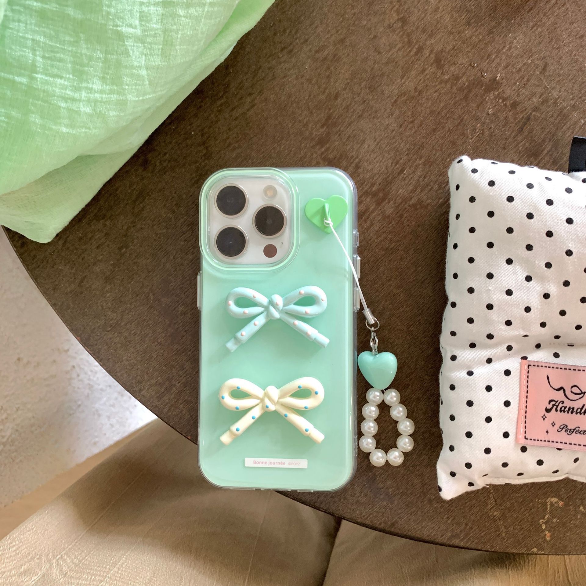 Verano pequeño y fresco arco tridimensional para Apple 16ProMax funda para teléfono móvil 15Pro Nuevo colgante 14/13 15