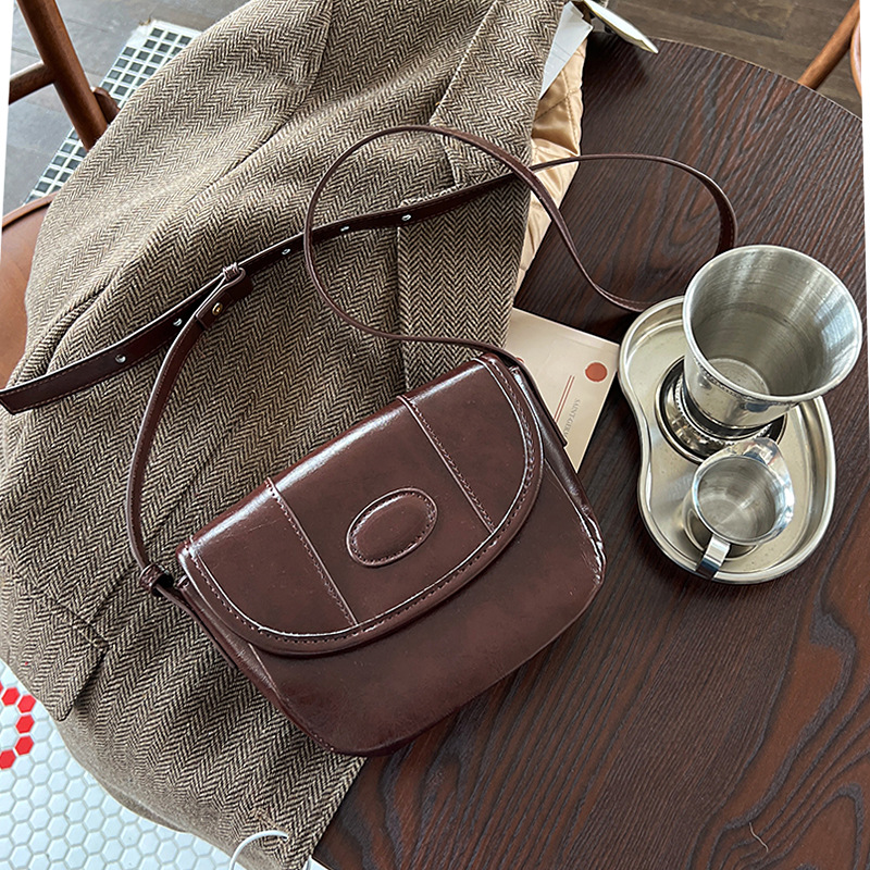 Women's Crossbody Saddle Bag, Versatile Leather Shoulder Bag_voghion.com