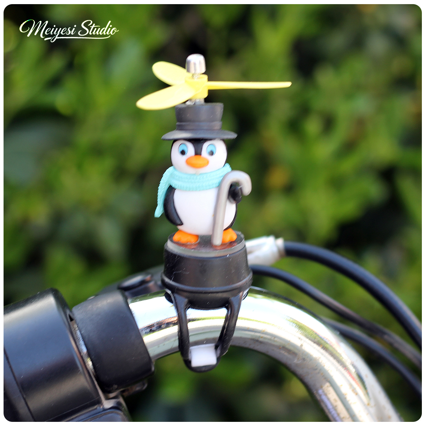 Cariñosa muñeca de dibujos animados accesorios de decoración de automóviles eléctricos accesorios de motocicleta de batería de bicicleta manija de decoración