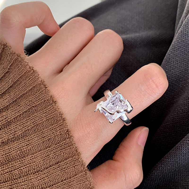 Shiny retro fashionable brand small design elegant ring with stone…