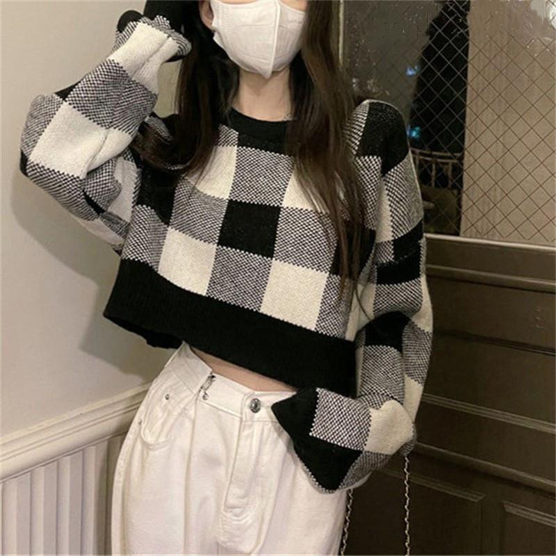 Demi-season short cute knitted design sweater