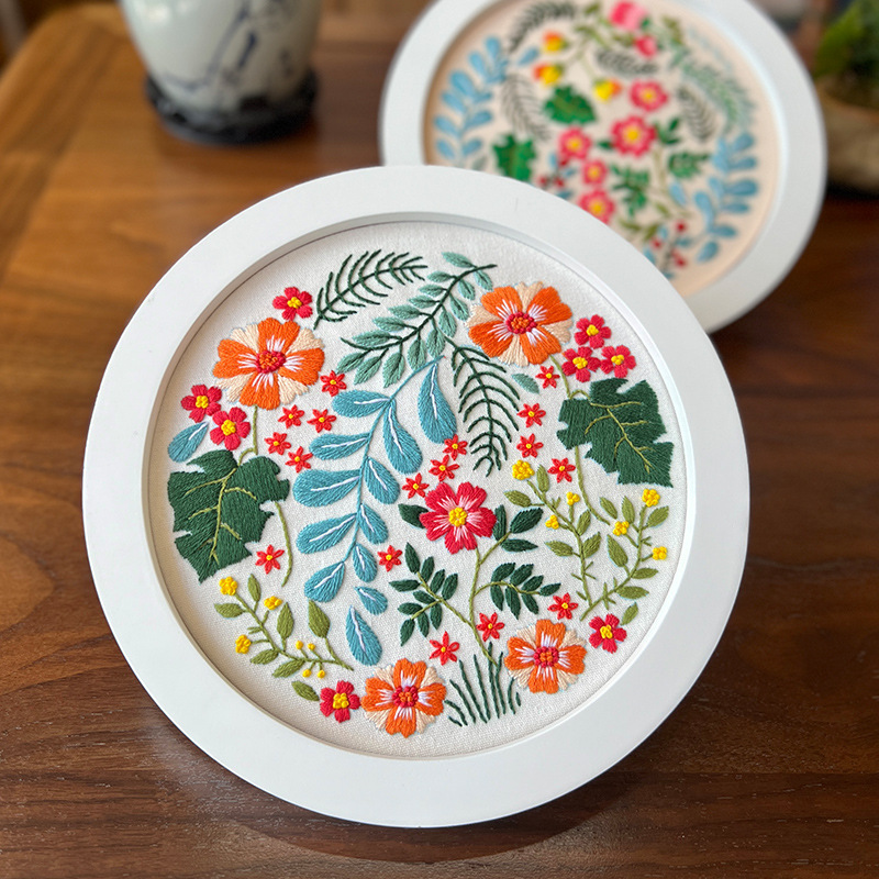 Nuevo Lu bordado hierba pintura colgante bordado a mano DIY paquete de material jardín conejo sala de estar pintura colgante bordada creativa