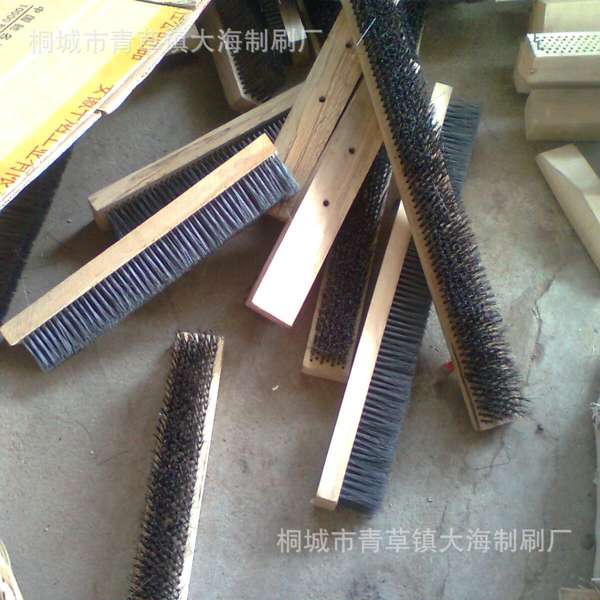 木板刷钢丝板刷尼龙木柄刷猪鬃板刷（源头厂家）清洁不锈钢丝