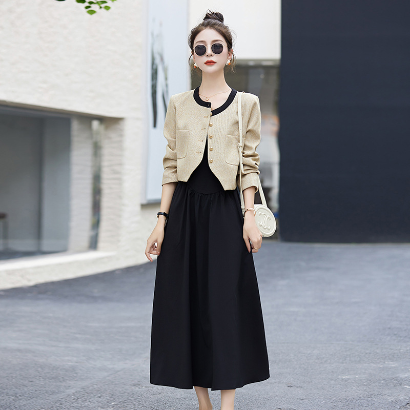 新款秋装小香风时尚短款外套+显瘦连衣裙两件套CY9906