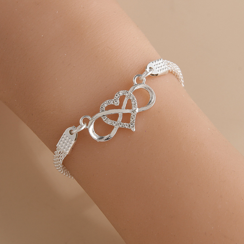 European and American AliExpress cross-border leisure beach diamond love infinite symbol bracelet simple geometric metal chain European and American AliExpress cross-border leisure beach diamond love infinite symbol bracelet simple geometric metal chain