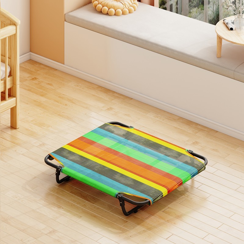 La cama simple para perros de compañía está a prueba de humedad del suelo y la cama universal para perros en todas las estaciones se puede desmontar y lavar la cama plegable para mascotas.